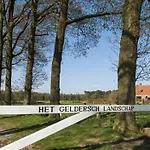Hotel De Lindeboom 3*