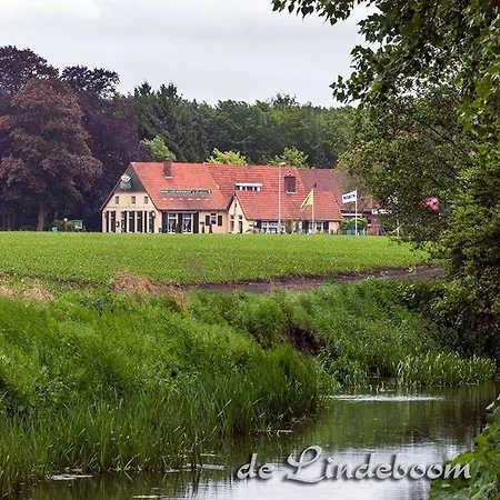 De Lindeboom Отель 3*