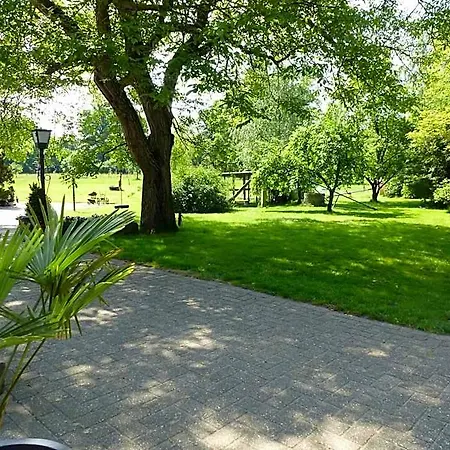 Szálloda De Lindeboom