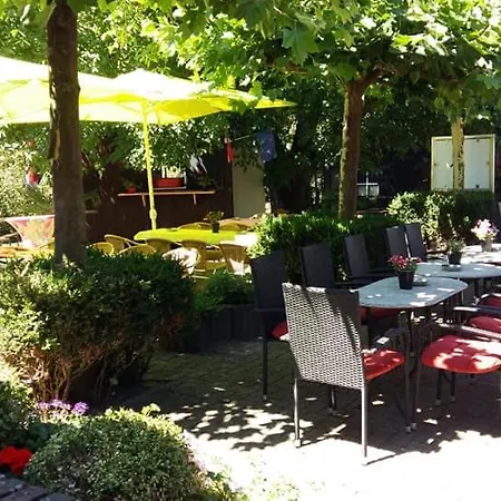 De Lindeboom Hotel 3*