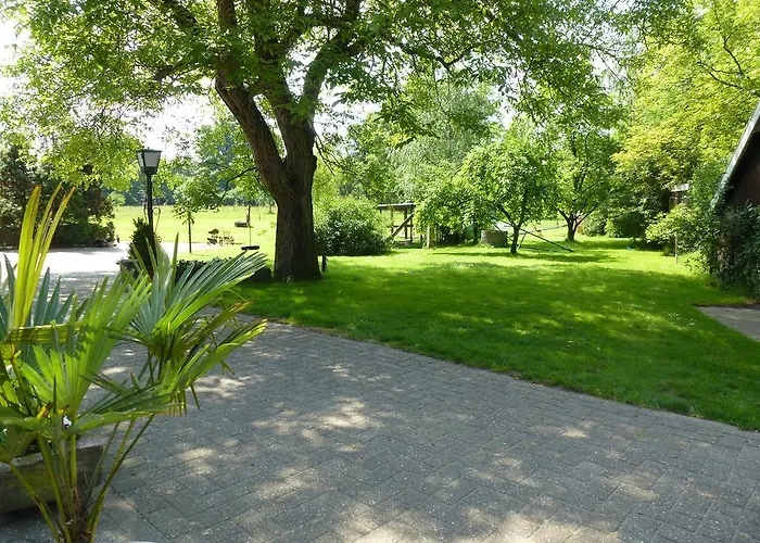 Hotel De Lindeboom 3*