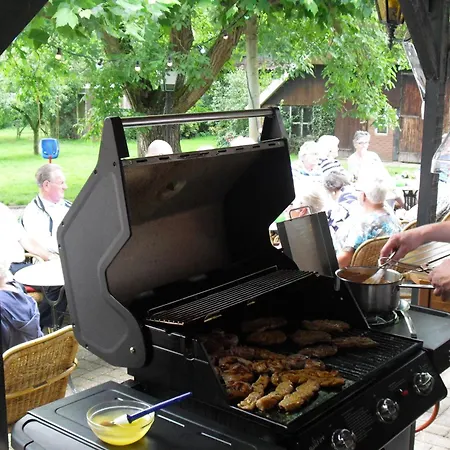 Отель De Lindeboom