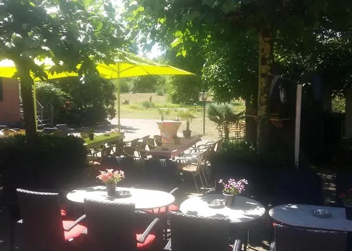 De Lindeboom Hotel 3*